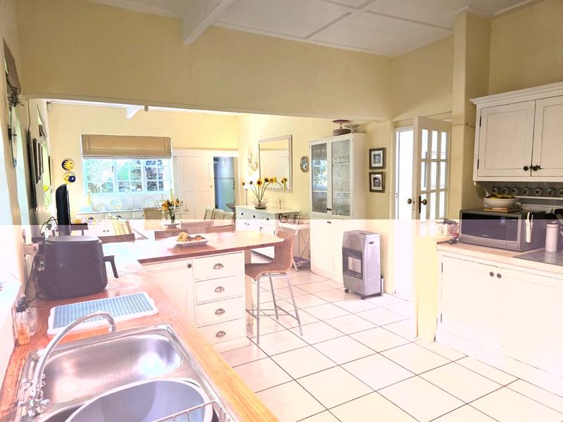 3 Bedroom Property for Sale in Lakeside Western Cape